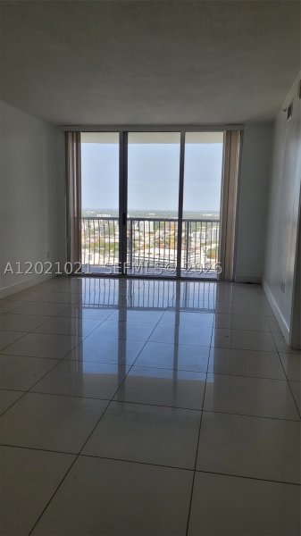 Condo for sale at Opera Tower 3311