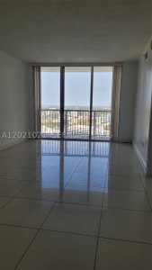 Comprar apartamento en Opera Tower 3311