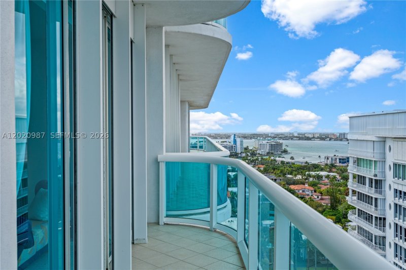 Comprar apartamento en The Palace 18C + CABANA