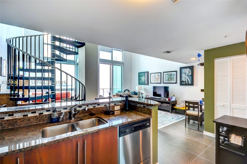 Comprar apartamento en Met 1 L-1022