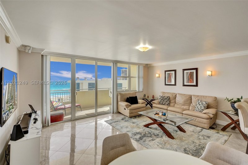 Apartment for rent at Parker Dorado 415