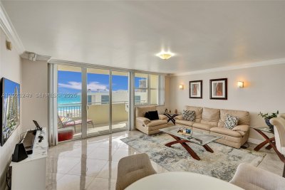 Alquiler de apartamento en Parker Dorado 415