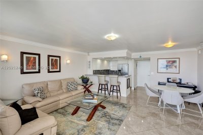 Alquiler de apartamento en Parker Dorado 415