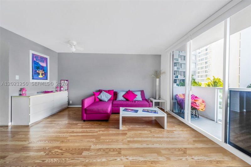 Property photo # 6
