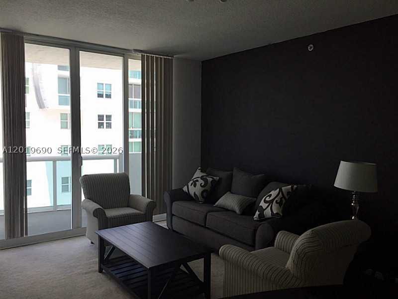 Apartment for rent at 360 Condominium West 1010