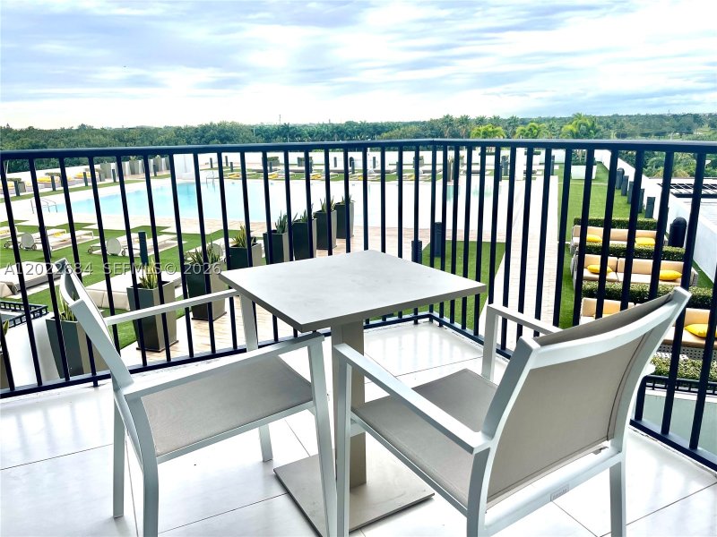 Comprar apartamento en 5252 Paseo Doral 406