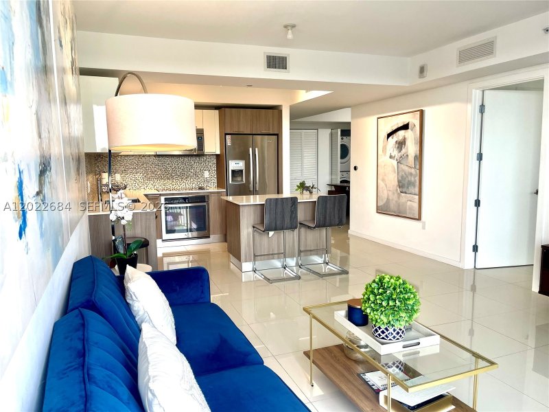 Comprar apartamento en 5252 Paseo Doral 406