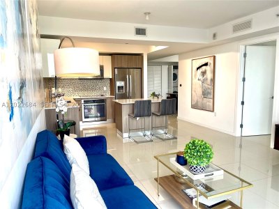 Comprar apartamento en 5252 Paseo Doral 406