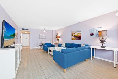 Sea Air Towers Apt #420