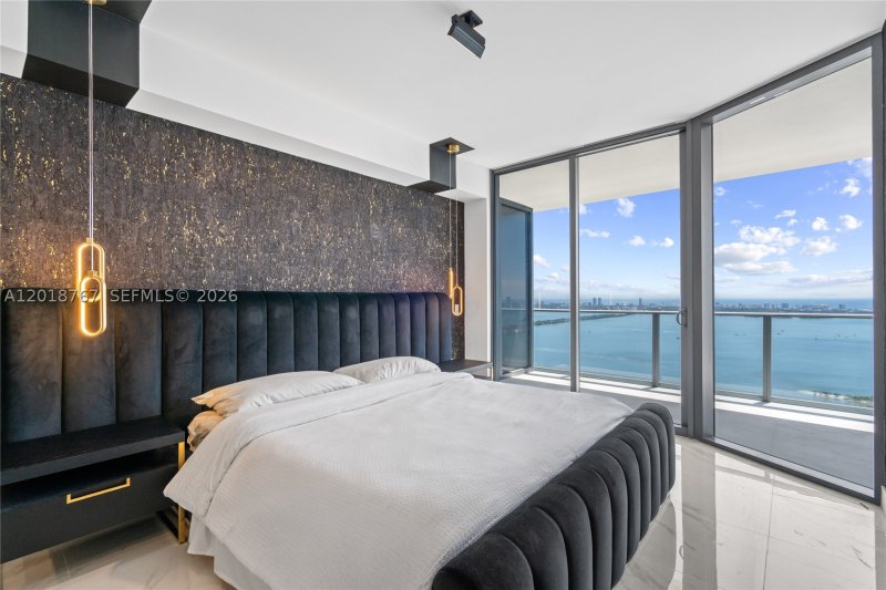 Condo for sale at Aria Reserve Miami 5206