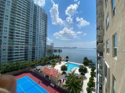 Comprar apartamento en Mark on Brickell 1202