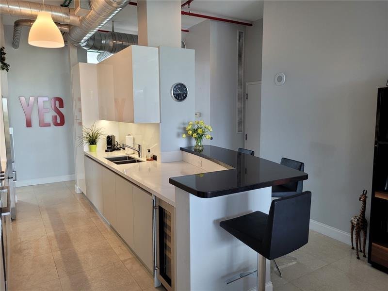 Apartment for rent at Uptown Marina Lofts