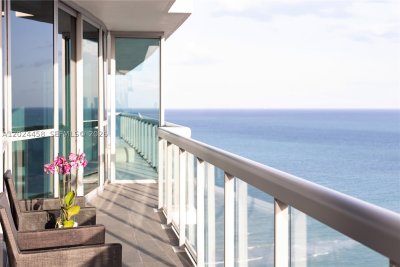 Aluguel de apartamento no Setai 3206