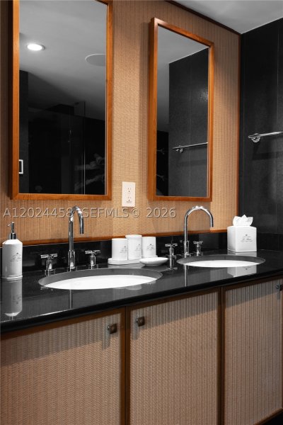 Apartment for rent at Setai 3206