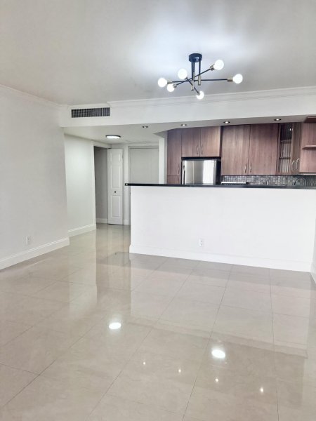 Condo for sale at Olympus Towers 1108