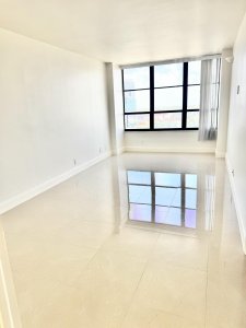 Comprar apartamento en Olympus Towers 1108