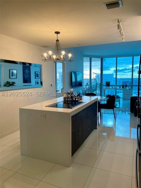 Condo for sale at Paramount Miami WorldCenter 1808
