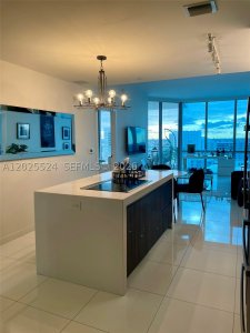Comprar apartamento en Paramount Miami WorldCenter 1808