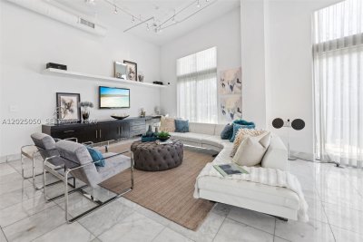 Comprar apartamento en The Meridian Lofts 101