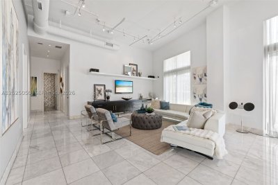 Comprar apartamento en The Meridian Lofts 101