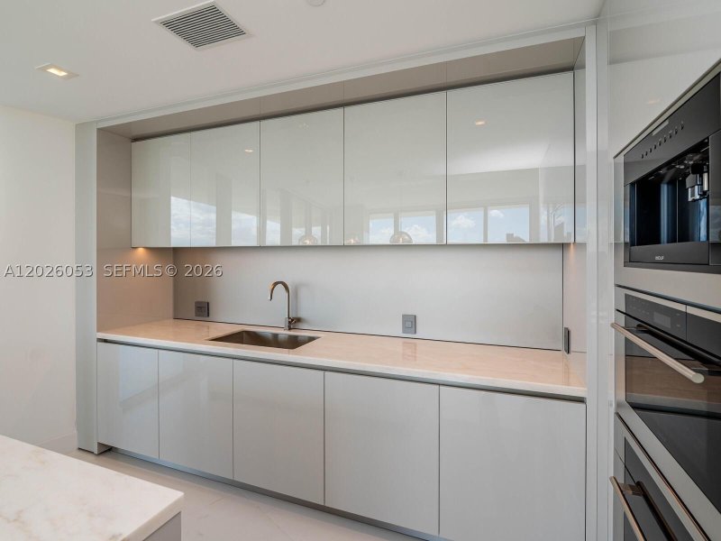 Alquiler de apartamento en Residences by Armani / Casa 3105