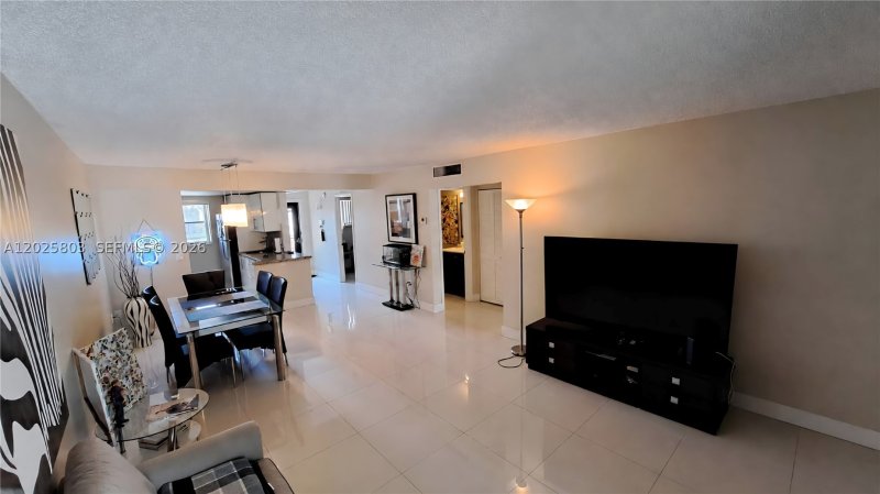Comprar apartamento en Le Cartier 209