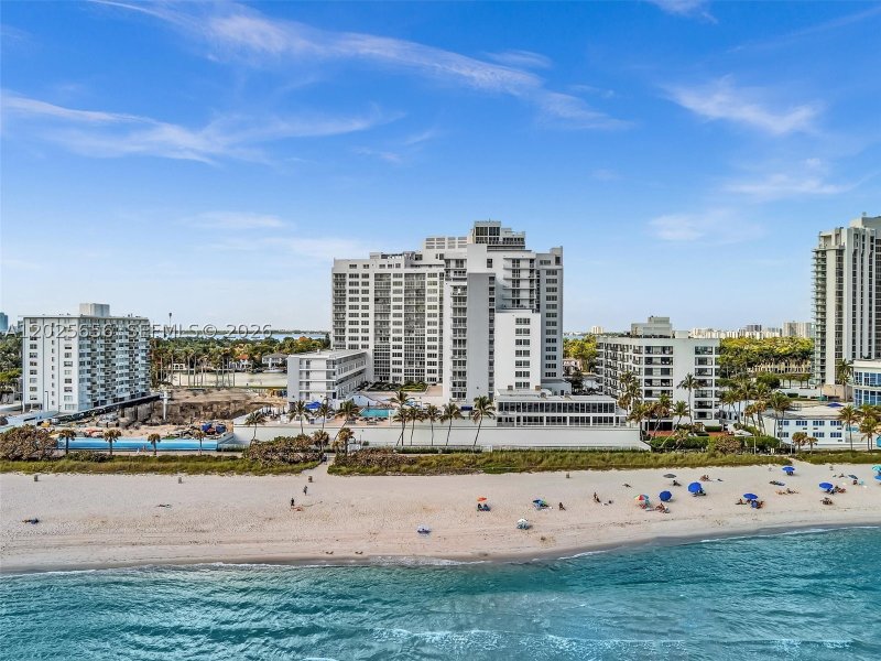 Comprar apartamento en Carriage House Miami Beach 107