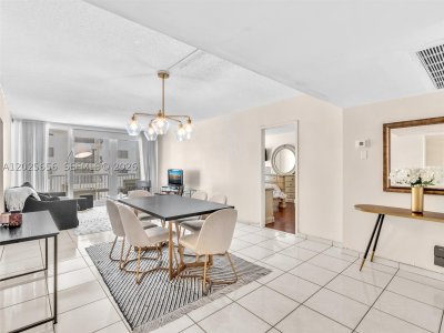Comprar apartamento en Carriage House Miami Beach 107