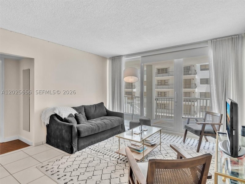 Comprar apartamento en Carriage House Miami Beach 107