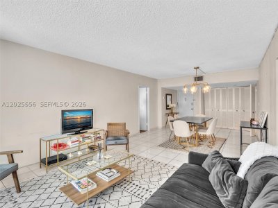 Comprar apartamento en Carriage House Miami Beach 107