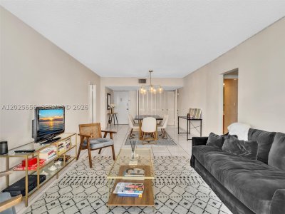 Comprar apartamento en Carriage House Miami Beach 107