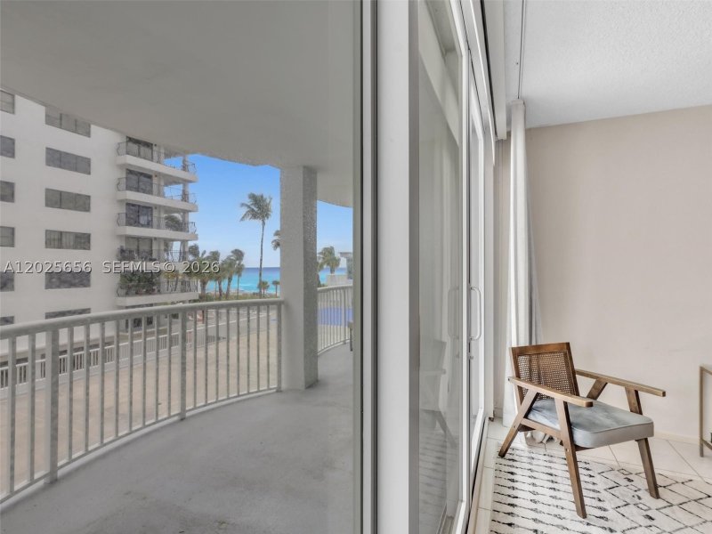 Comprar apartamento en Carriage House Miami Beach 107
