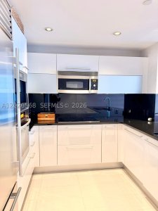 Comprar apartamento en Jade Ocean 1207
