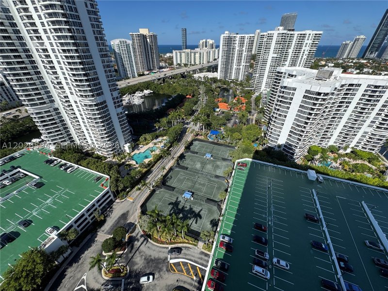 Condo for sale at Mystic Pointe 500 2709
