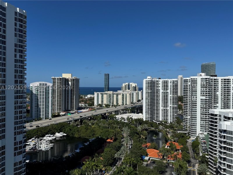 Condo for sale at Mystic Pointe 500 2709