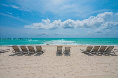 Comprar apartamento no Balmoral Condo 6P