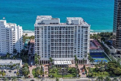 Comprar apartamento no Balmoral Condo 6P