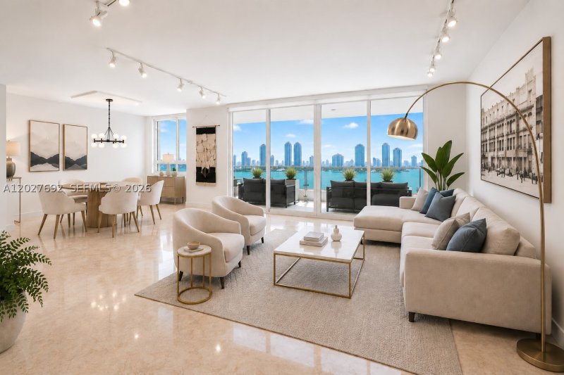 Condo for sale at Peninsula I 3107