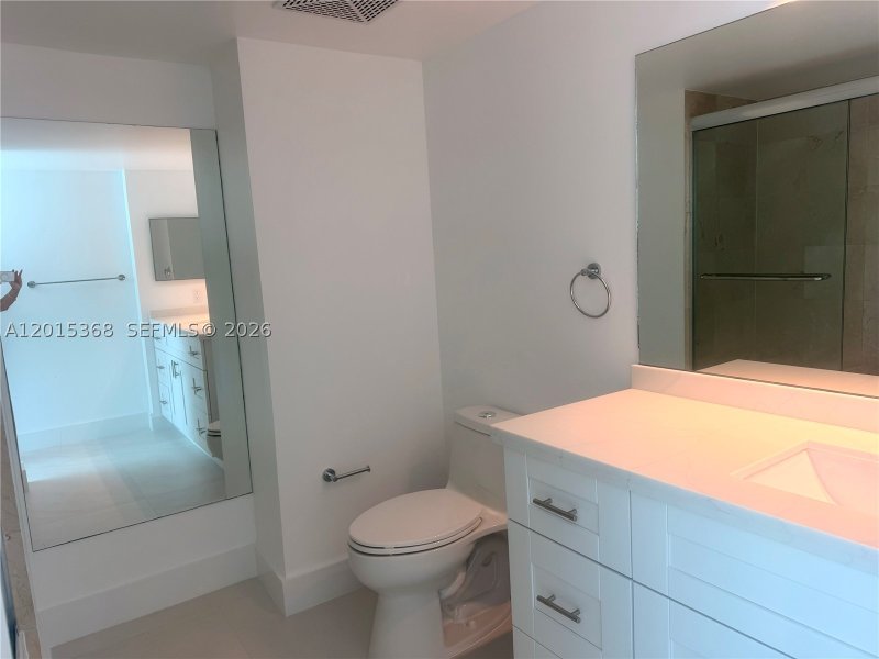 Apartment for rent at Skyline On Brickell 2301