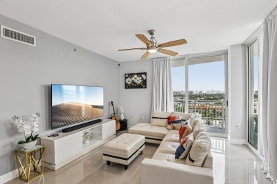 Comprar apartamento en Duo Condo 1207 E
