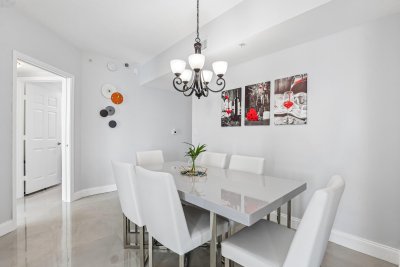 Comprar apartamento en Duo Condo 1207 E