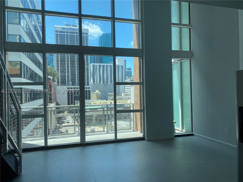 Apartment for rent at Vizcayne South Tower 621