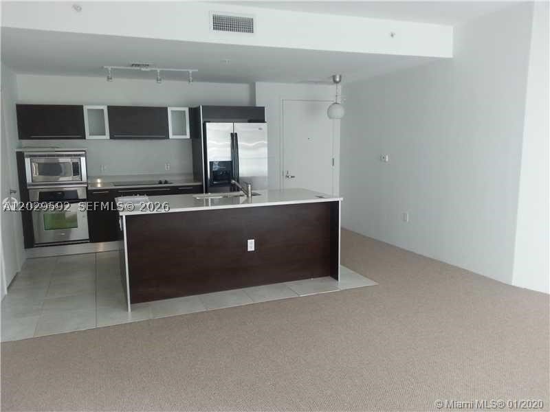 Condo for sale at Quantum 3517
