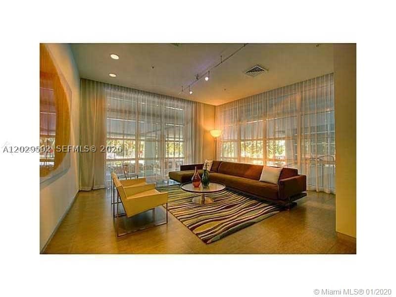 Condo for sale at Quantum 3517