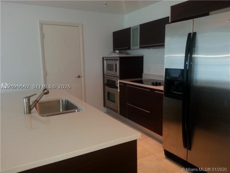 Condo for sale at Quantum 3517