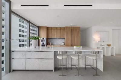 Comprar apartamento no 2000 Ocean 15B