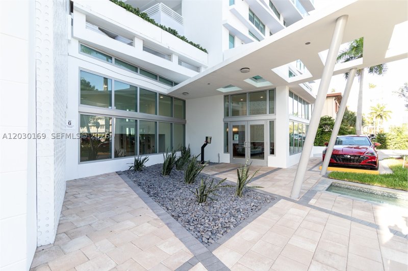 Apartment for rent at The Palms Residences 702