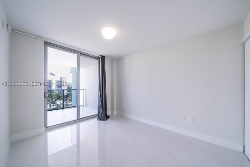 Apartment for rent at The Palms Residences 702