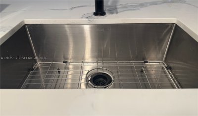 Comprar apartamento no 50 Biscayne 2707