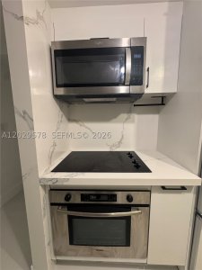Comprar apartamento no 50 Biscayne 2707